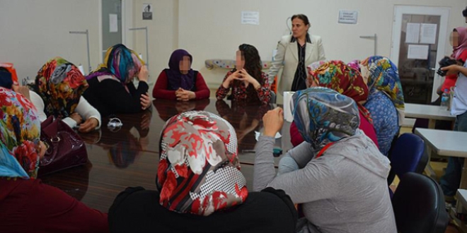 Cizre'de terör mağduru kadınlara psikolojik destek