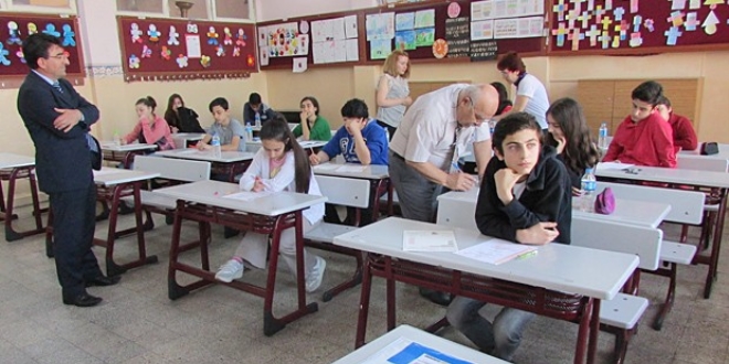 TEOG mazeret sınavında ilk tur tamamlandı