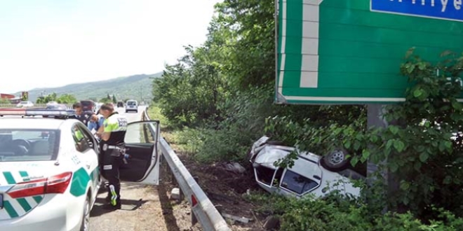 Sakarya'da düğün dönüşü kaza: 7 yaralı