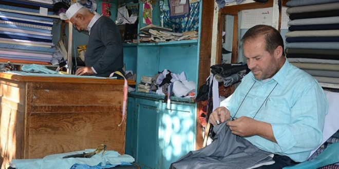Usta çırak ilişkisini 29 yıldır yaşatıyorlar