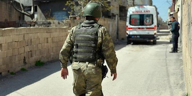 Nusaybin'de ağır yaralanan 2 asker, şehit oldu