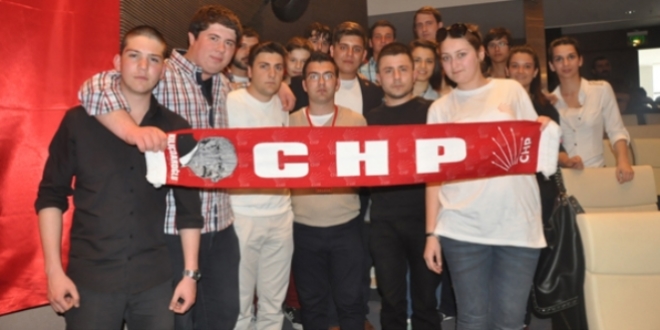 CHP'li genler Ata'ya yryecek