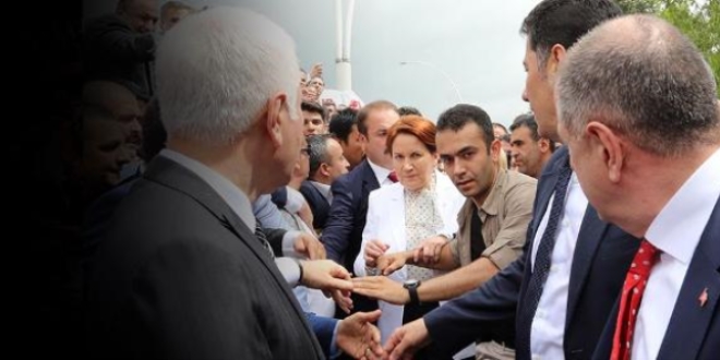 MHP kongre krizinde hazirun cetveline kaç imza atıldı?