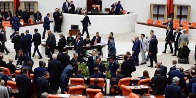 Dokunulmazlık için fire atışması