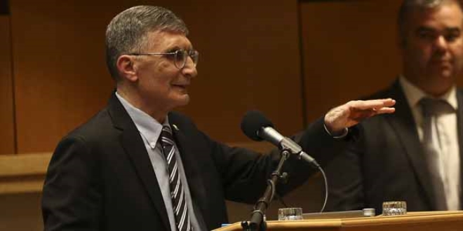 Aziz Sancar'ın Nobel ödülü yarın Anıtkabir'e konulacak
