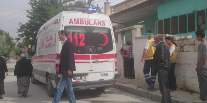 Banka çalışanı kendini asarak yaşamına son verdi