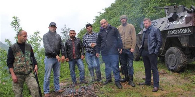 Vali: Halk onları tükürüğüyle boğacak