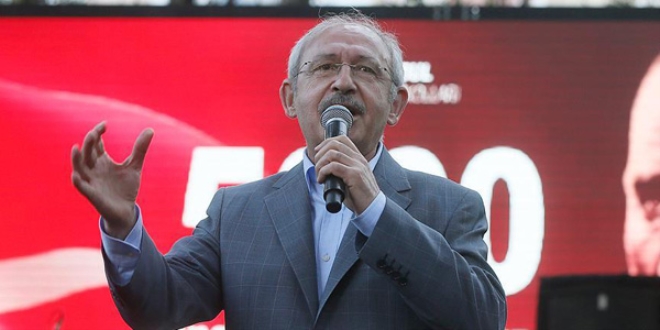 'Bedeli kan bile olsa meydanlara özgürce çıkacağız'
