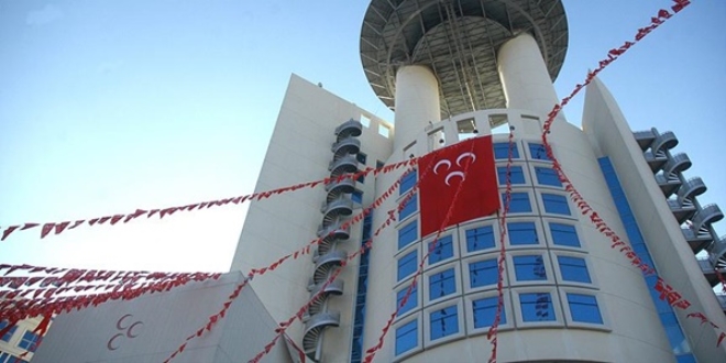MHP'de 'hukuk' hamleleri