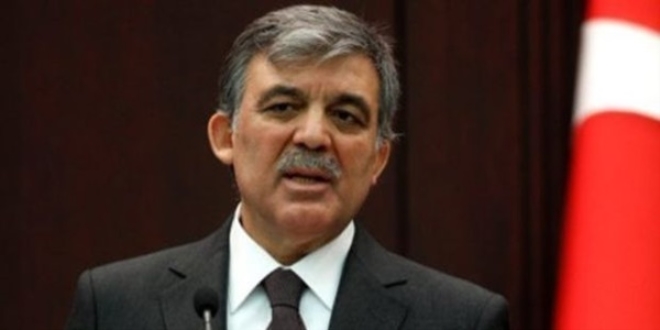 Abdullah Gül'den, Binali Yıldırım'a tebrik telefonu