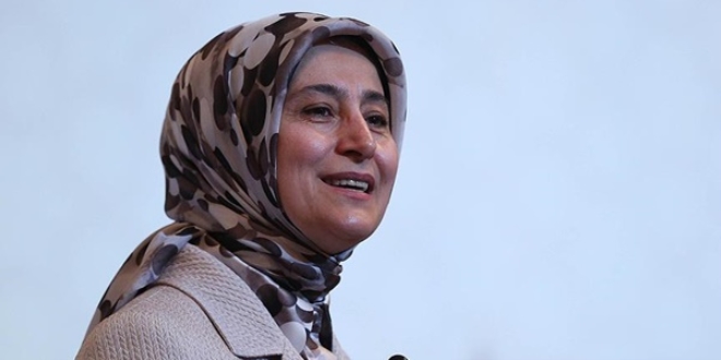 Sare Davutoğlu, Semiha Yıldırım'ı kutladı
