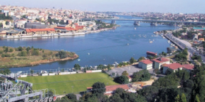 Yeni teleferik hattı Haliç'i değiştirecek