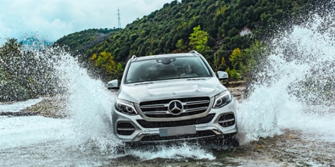 Mercedes 1 milyon aracını geri çağırılıyor!