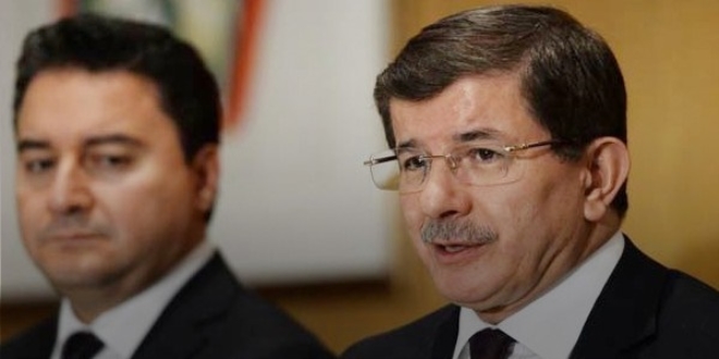 Araba ve odaları teslim ettiler