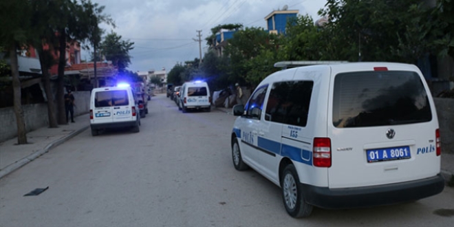 Adana'da terör operasyonu: 12 gözaltı