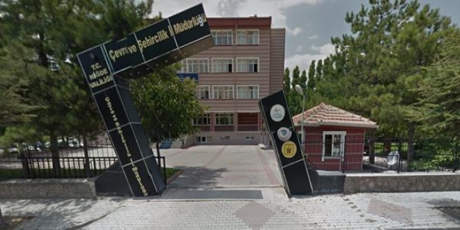 Rüşvet karşılığı ihale bilgilerini veren teknisyen tutuklandı