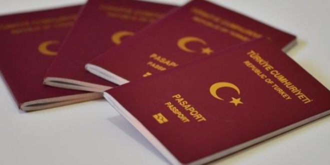Ukrayna'da vizesiz kalış süresi 90 güne çıkıyor