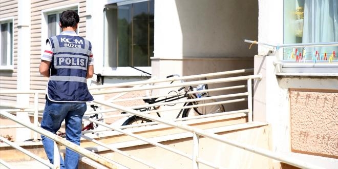 Düzce'deki FETÖ/PDY operasyonu: 3 kişi serbest