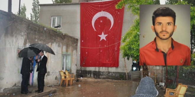 Şehit Uzman Çavuş Erden'in acı haberi babaevine ulaştı