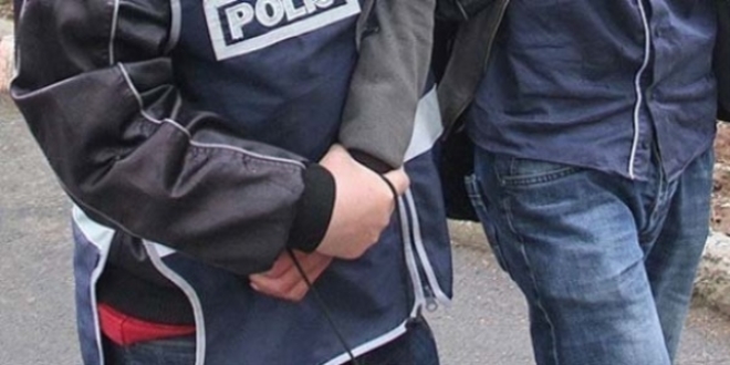 İstanbul'daki terör örgütü operasyonu: 15 gözaltı