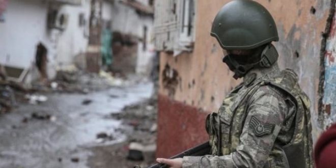 TSK: 12 PKK'lı terörist etkisiz hale getirildi