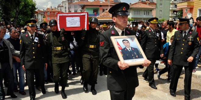 Şehit Uzman Çavuş Öngün son yolculuğuna uğurlandı