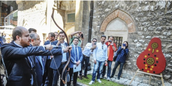 İlk oku Bilal Erdoğan attı: 'Ya Hakk'