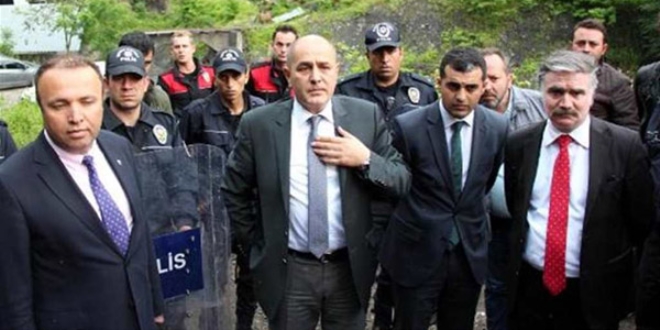 Eylemi sonlandıran 51 işçiye biner lira ödeme yapıldı