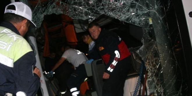 Yozgat'ta yolcu otobs devrildi: 3 l 30 yaral