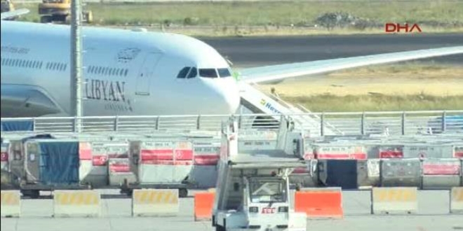 Pilotla tartışan yolcu gözaltına alındı