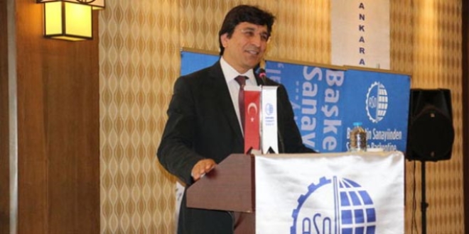 'Suriyeliye yüzde 10 barajı yerli işçi yoksa esneyebilir'