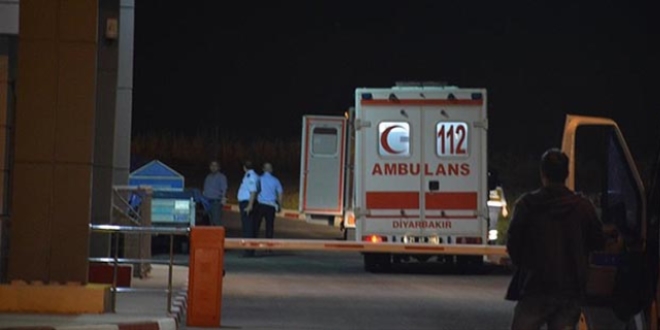 Bombalı aracı infilak ettirmesi sonucu, 5 korucu ve 1 kişi yaralandı