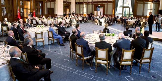 Erdoğan, Sayıstay üyeleri ile bir araya geldi