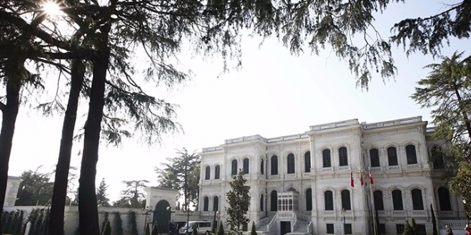Mimarlar 'Saray'da kaçak oturuyormuş