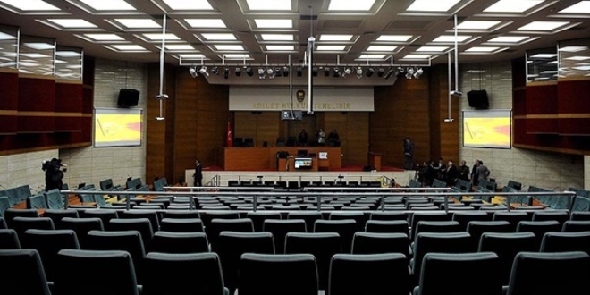 Erdoğan Mersin'deki FETÖ/PDY davasına müdahil oldu
