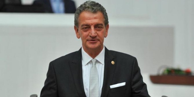 CHP, Bakanlık sınavındaki soruları Meclis'e taşıdı
