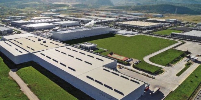 Kağıt ve sağlığa 300 milyon lira yatırdı