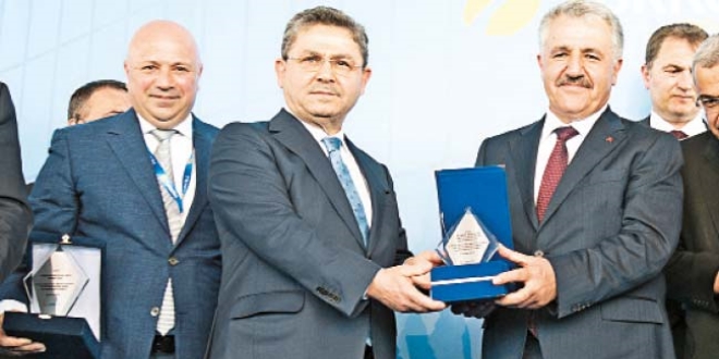 'Fiber ipekyolu'na 275 milyonluk veri merkezi
