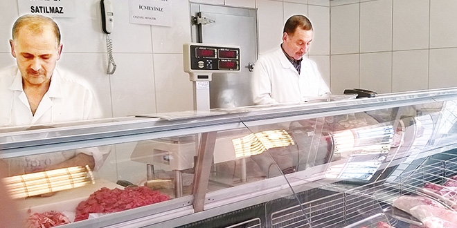 Çarşı pazarda Ramazan zammı önceden yapıldı