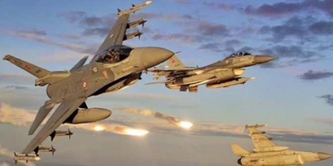 Kandil'lide 4 hedef, hava harekatıyla etkisiz hale getirildi
