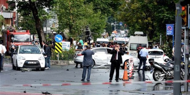 Olay yeri boşatıldı, kontrollü patlama yapılıyor