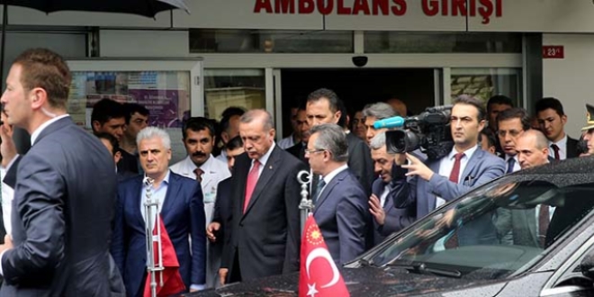 Cumhurbaşkanı Erdoğan yaralılar için Haseki'ye geldi