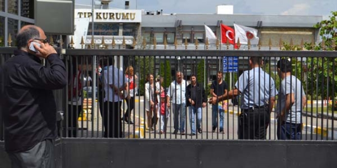 Şehit 4 polis ile 4 vatandaşın cenazesi teslim edildi