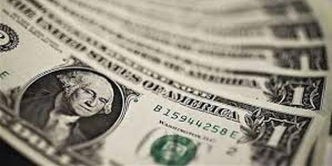 Dolar/TL bir ayın en düşüğünü gördü