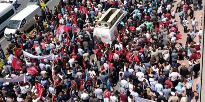 CHP'lilerin İstanbul'da AK Parti'ye yürümesine izin verilmedi