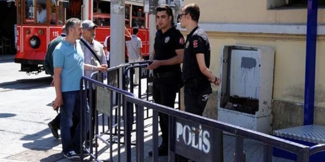 İstiklal Caddesi'nde polis noktaları kuruldu