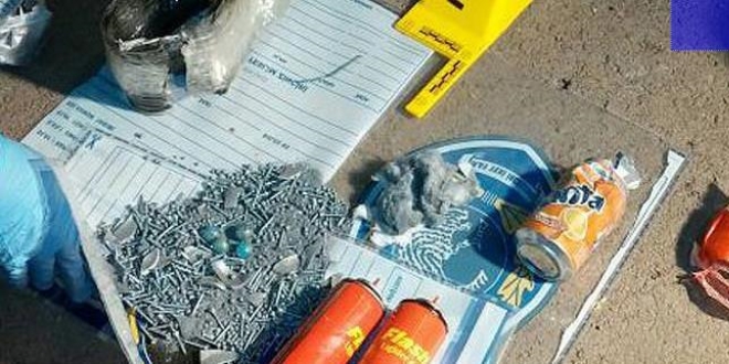 Patlayıcı atarken yaralanan teröristler hastanede yakalandı