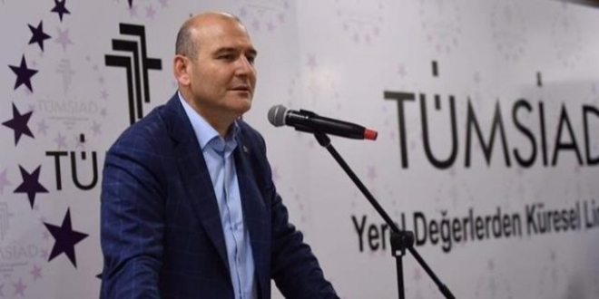 Bakan Soylu sahur programına katıldı