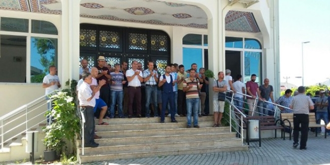 Esnaf turist duasına çıktı