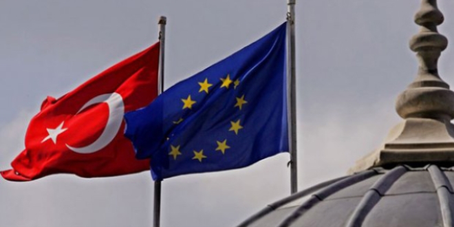 Türkiye'ye vize muafiyeti gecikiyor